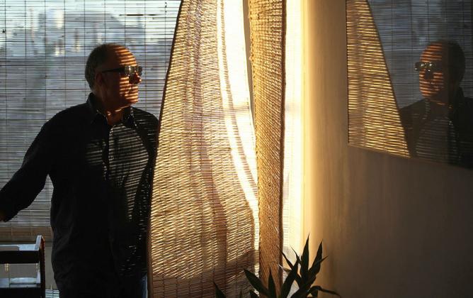 レア：Abbas Kiarostami  White　キアロスタミ 76 Minutes and 15 Seconds with Abbas Kiarostami (2016) - IMDb